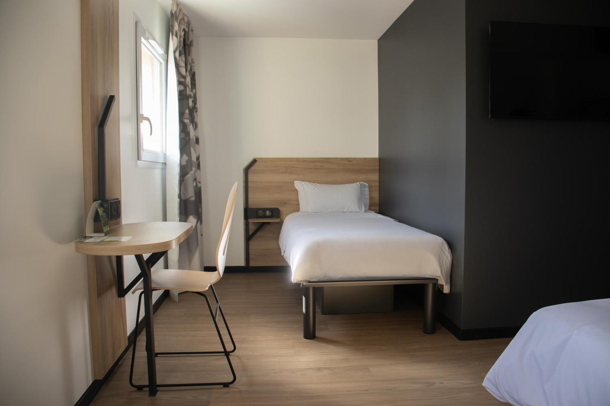 B&B Hotel Le Puy-En-Velay Vals-pres-le-Puy Экстерьер фото